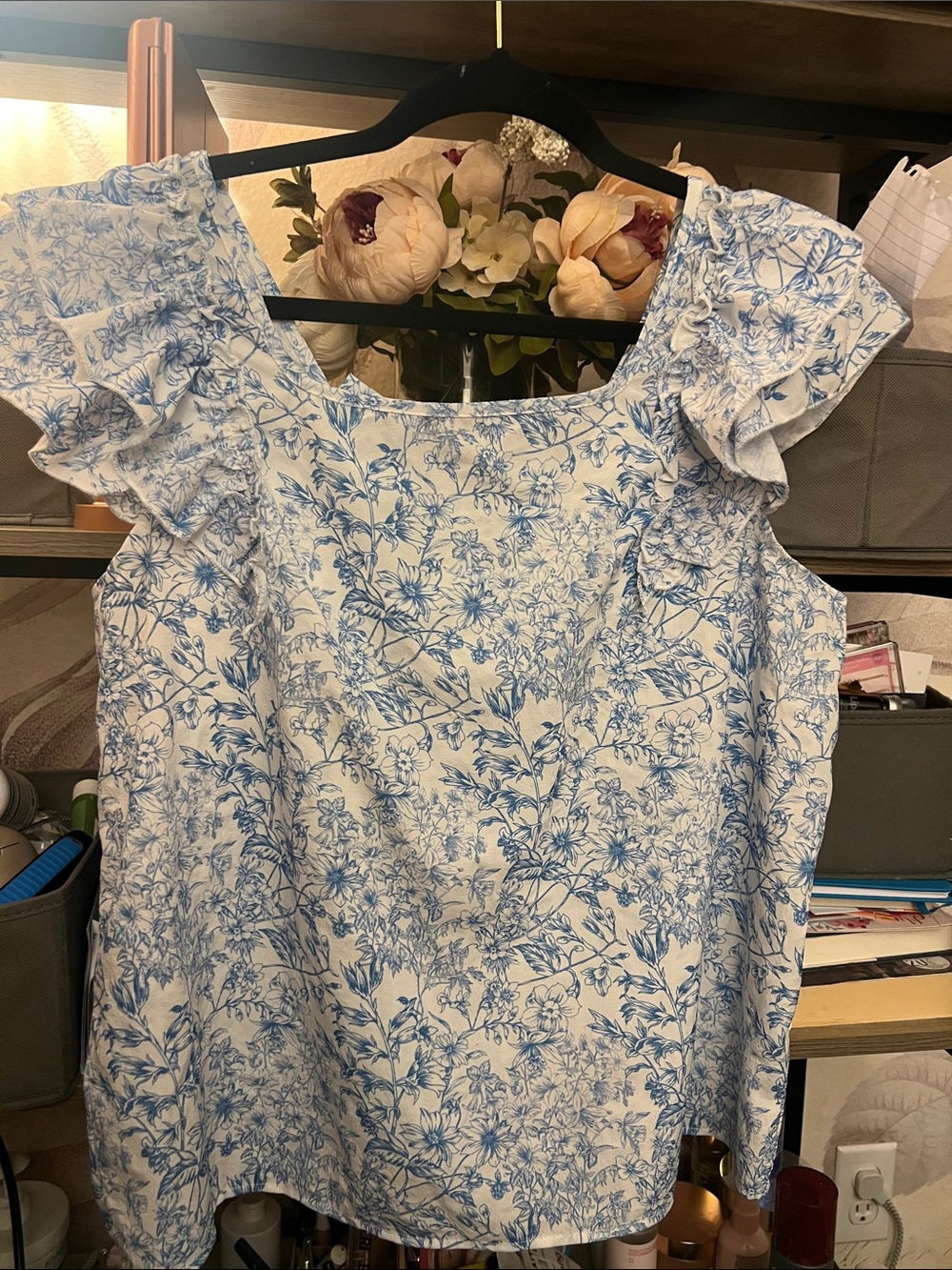 Blue Floral Ruffle-Sleeve Women's Top
